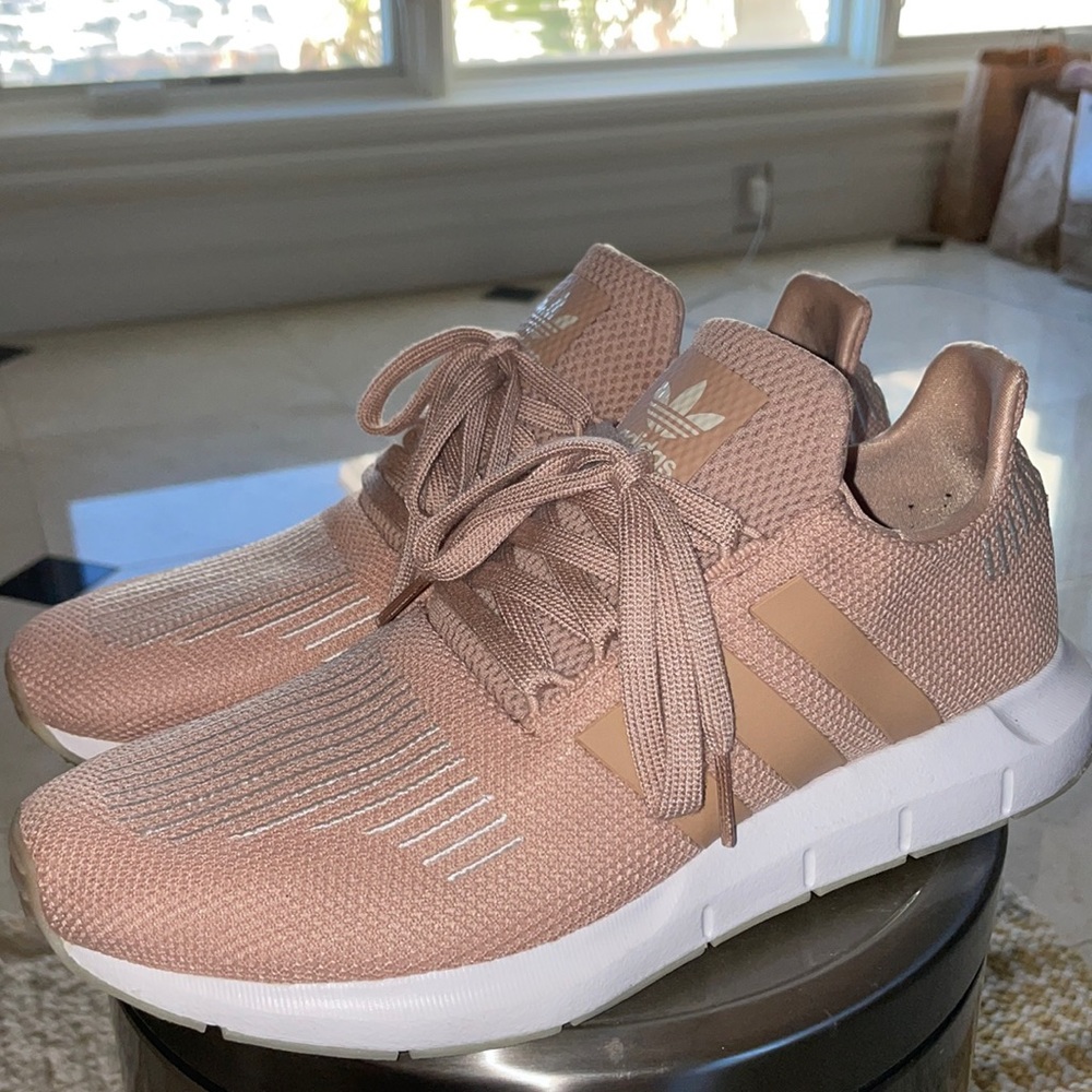 Light pink / salmon Women’s Adidas